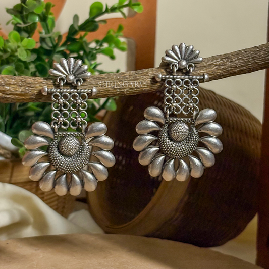 Mukuti Danglers