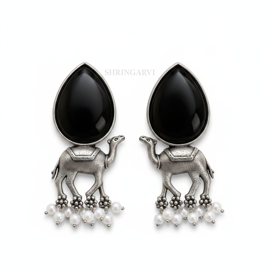 Black Monalisa Maruvi Studs