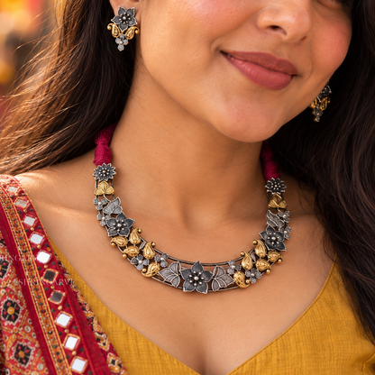Juhi Dual Tone Floral Necklace Set