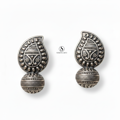 Kairi Brass Studs