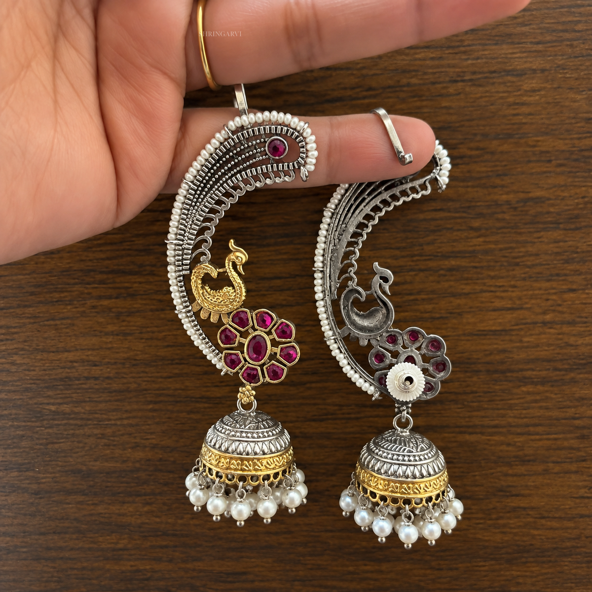 Magenta Rajnigandha Earcuffs