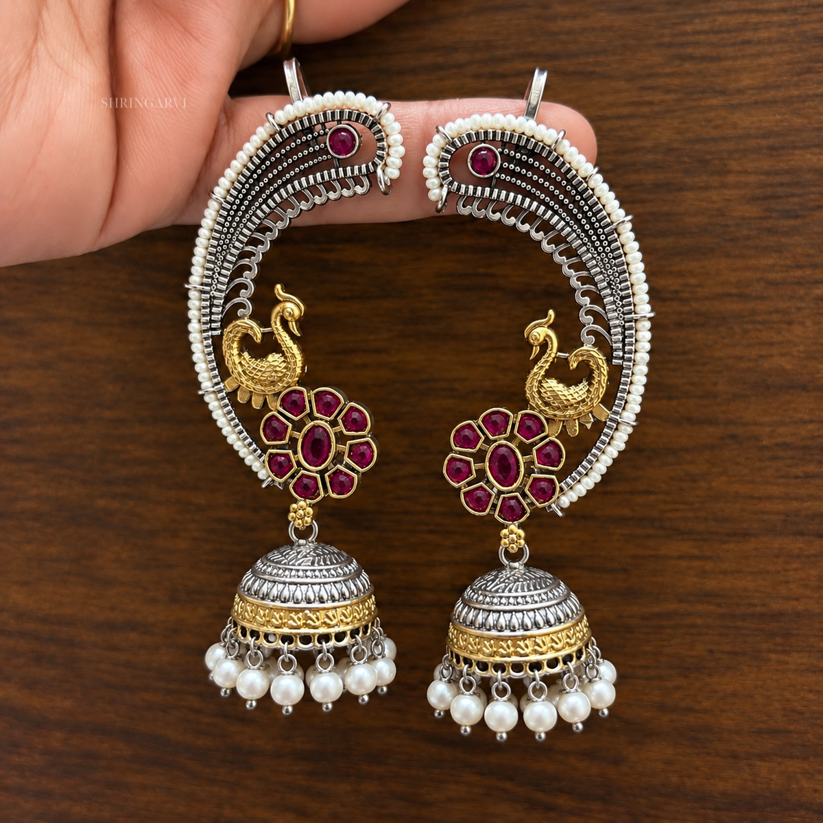 Magenta Rajnigandha Earcuffs